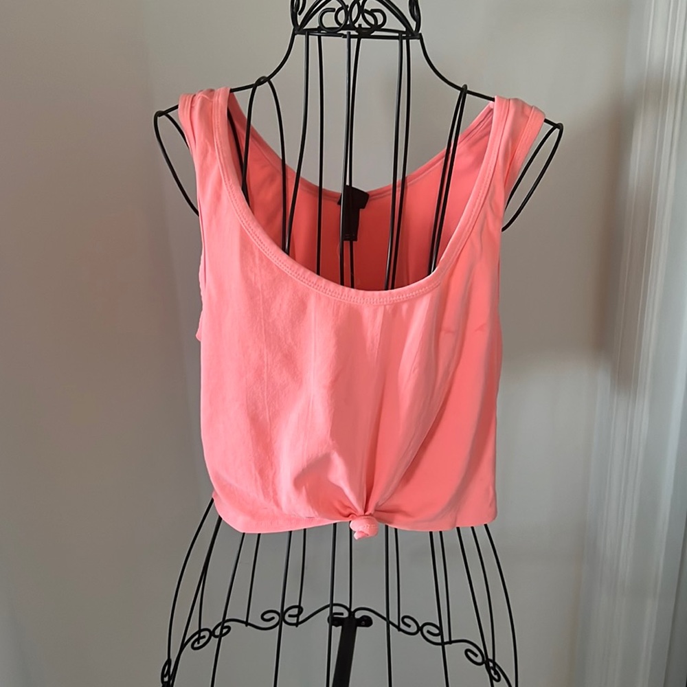 White Fable peach/pinkish tie crop top, S
